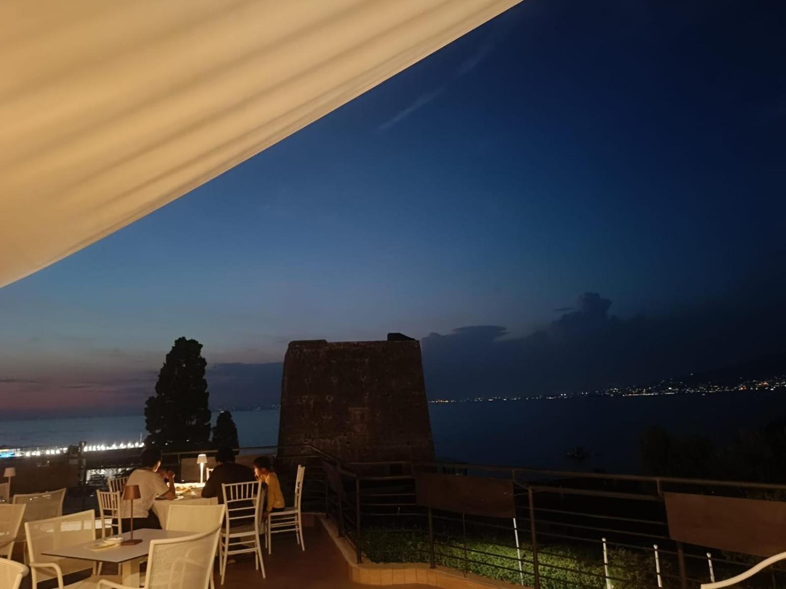 Eden Bleu Hotel Vico Equense Bagian luar foto