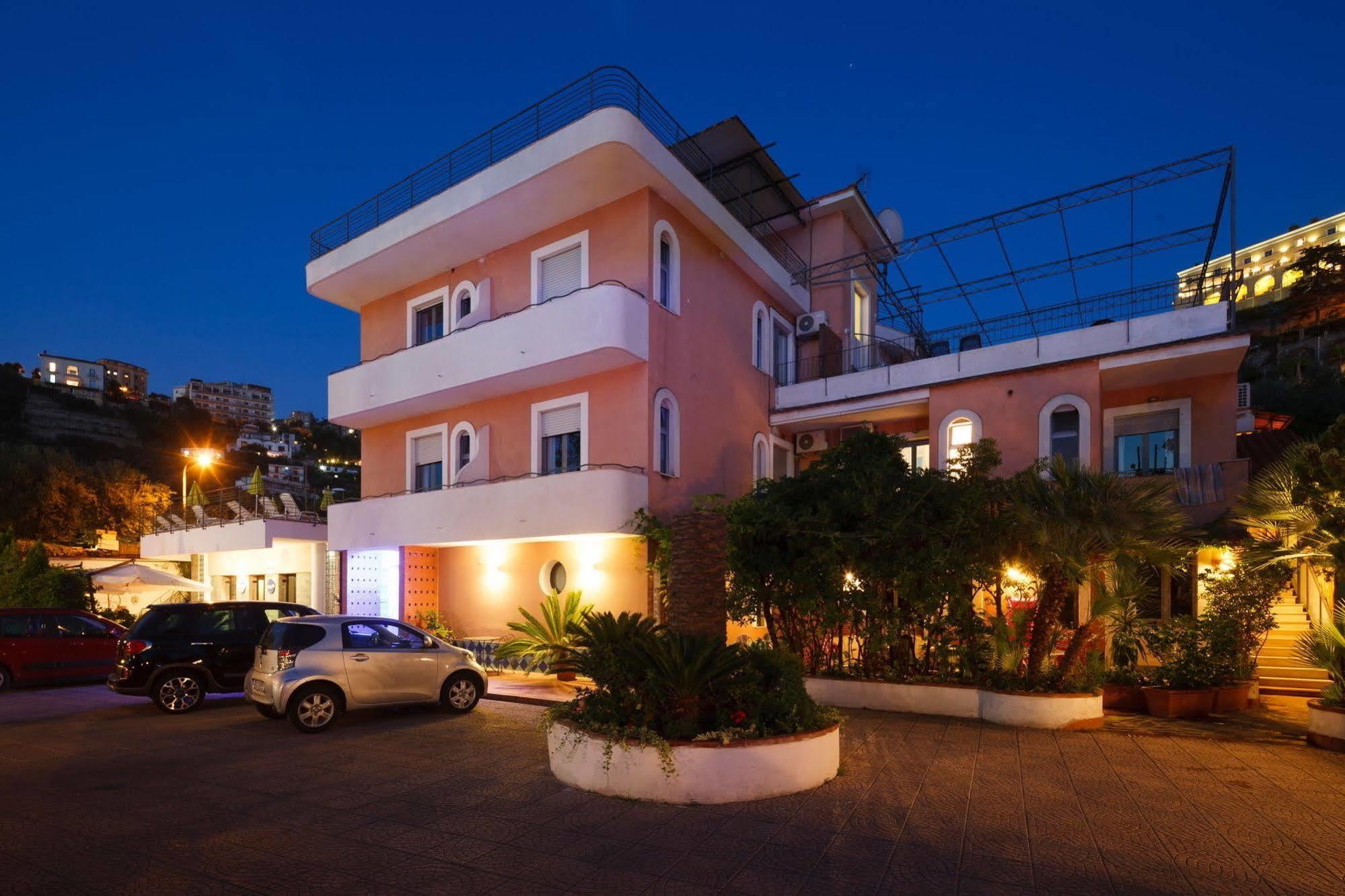Eden Bleu Hotel Vico Equense Bagian luar foto