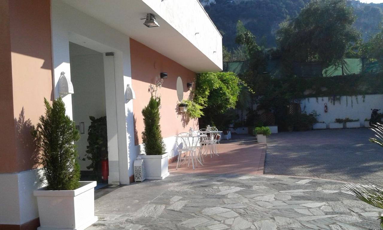 Eden Bleu Hotel Vico Equense Bagian luar foto