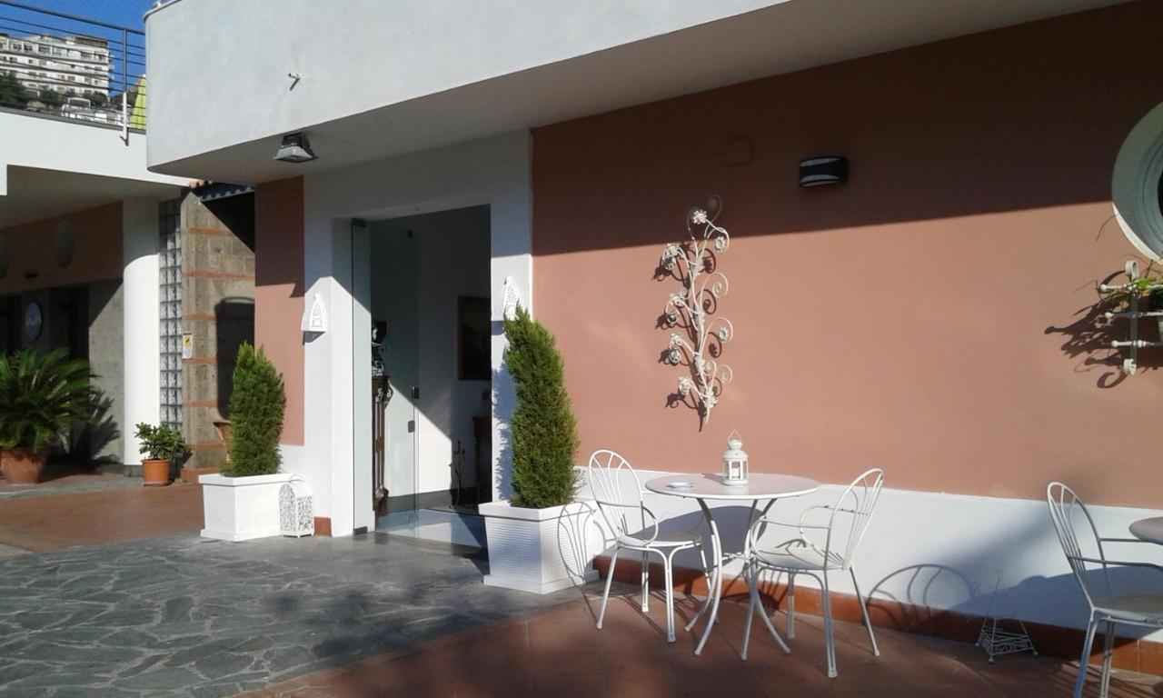 Eden Bleu Hotel Vico Equense Bagian luar foto